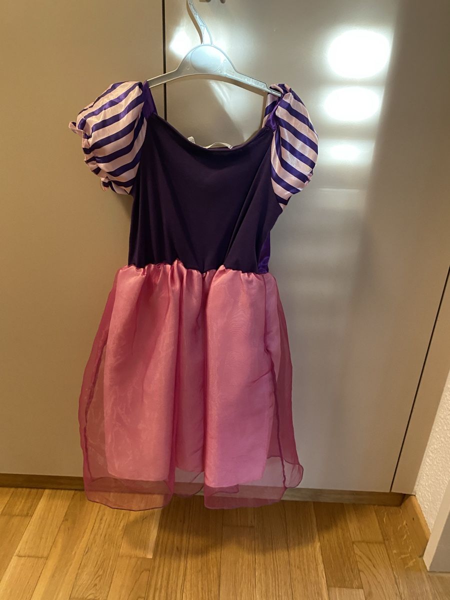 Costumi: Rapunzel Kleid 110 – Usato da Root venduto da Ona9987 1
