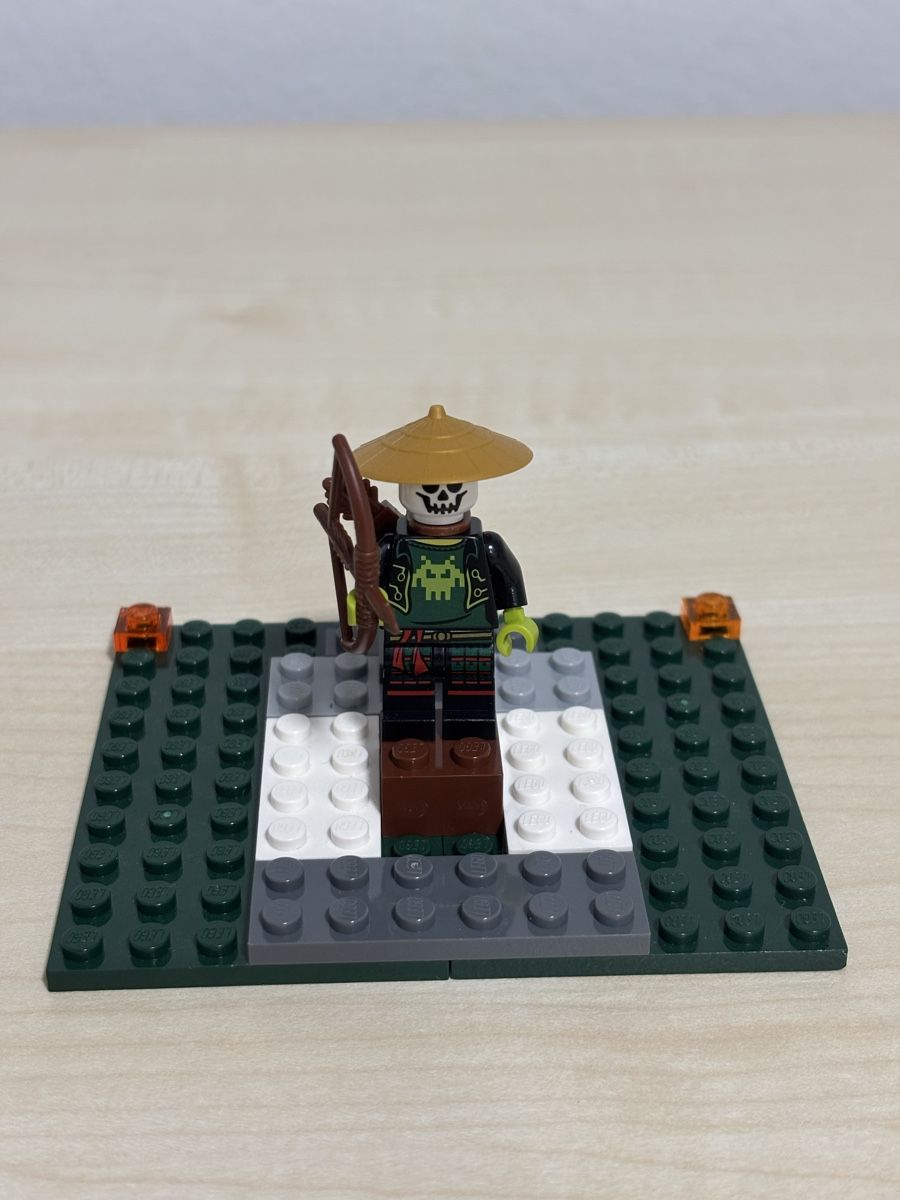 Lego Statuette: Lego Figuren – Usato da Zollikerberg venduto da vinoy 8