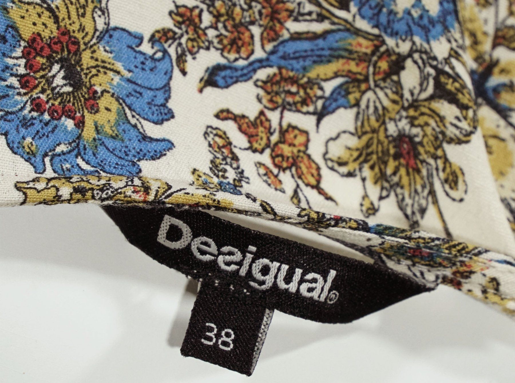 Desigual Vestiti: Desigual Hemdblusen Sommerkleid – Usato da Meggen venduto da 1Class2Hand 7