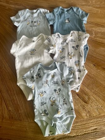 Bodys Baby Gr. 62 "neuwertig"