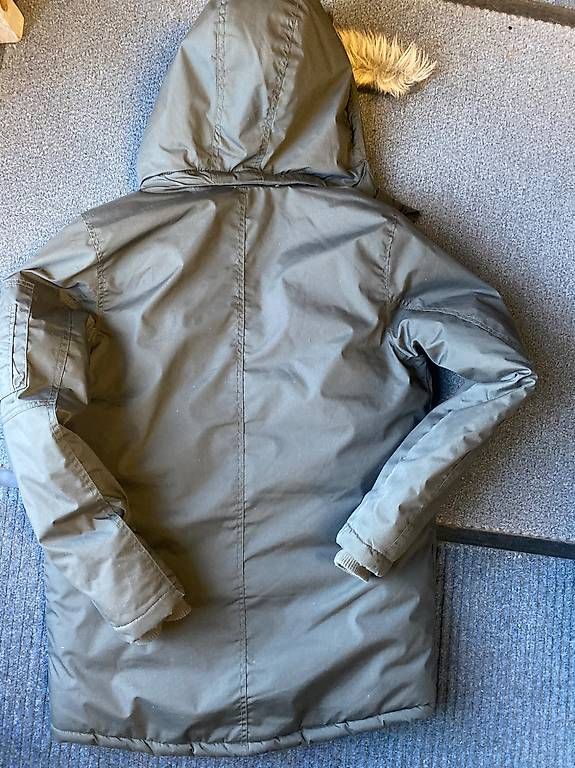 Giacche: Winterjacke/Parka – Usato da St. Gallen venduto da Konstanza 3