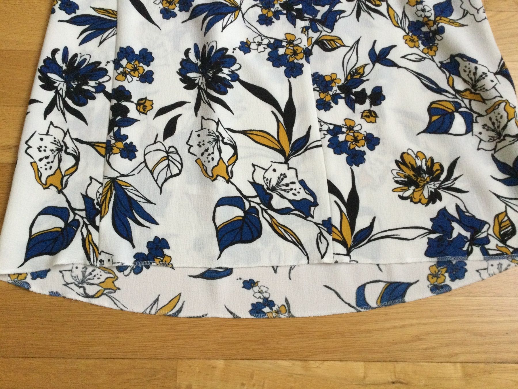 Mango Vestiti: Trapez Kleid XS Robe trapèze MANGO – Usato da Zürich venduto da Janakpur 5