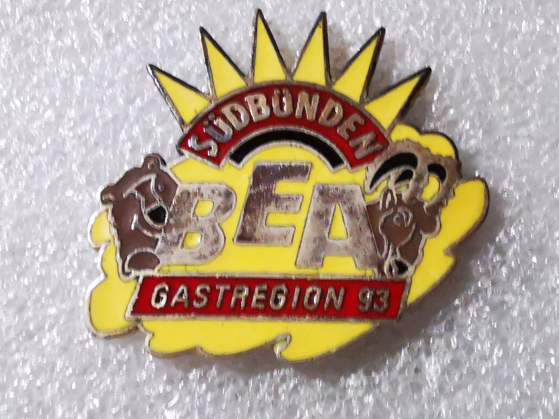 Placchette & Badge: Ansteckpin 161: Bea – Usato da Oppligen venduto da Pin-Fall-Shop