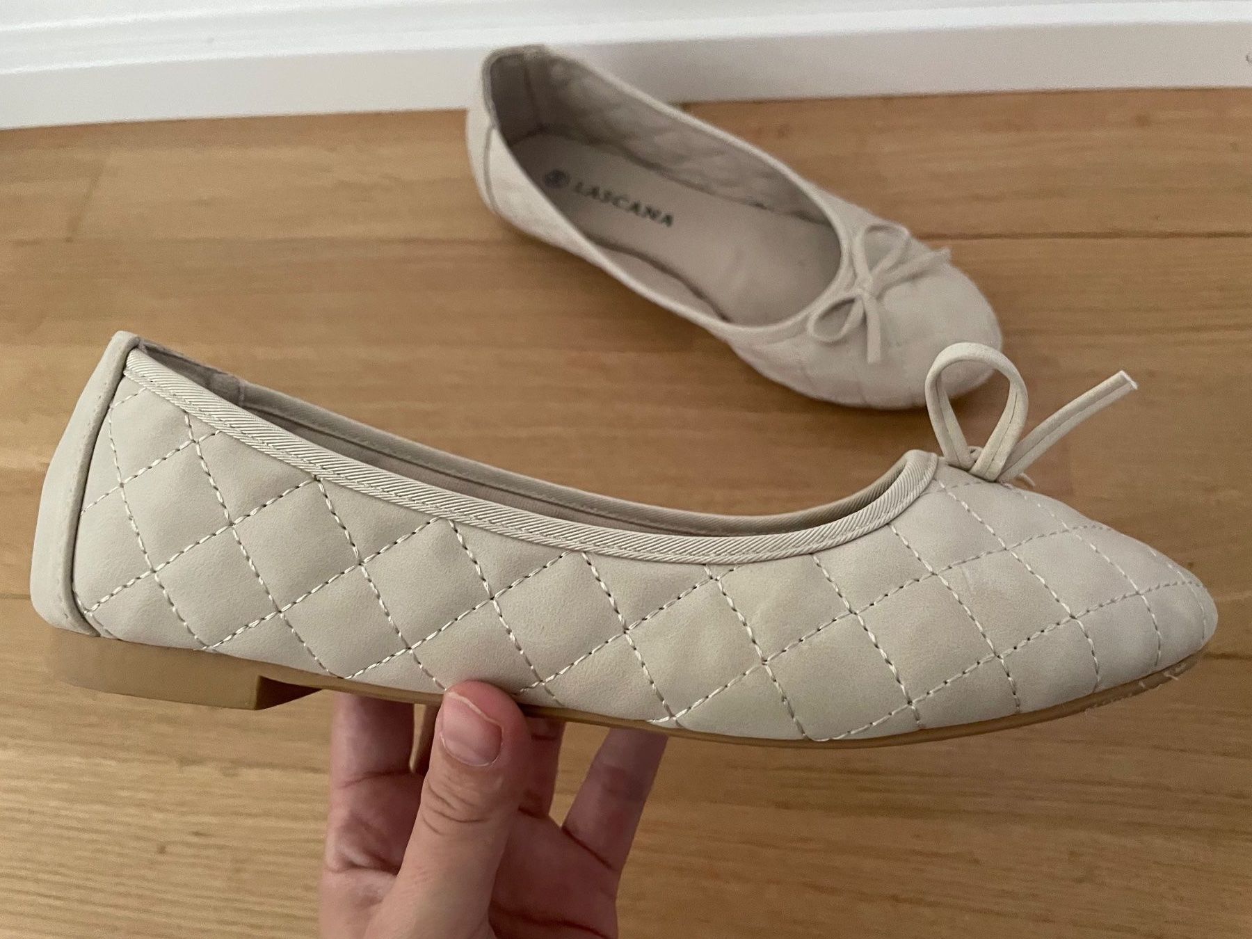 Damenschuhe: beige Ballerinas, Grösse 38 – Gebraucht aus Basel von kra_w6mq 2