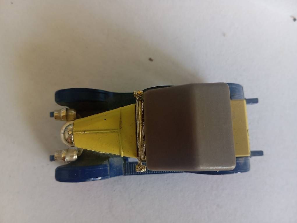 Dinky Toys Modellini d'auto: Dinky Toys Morris Oxford – Usato da Basel venduto da Petergunn 3