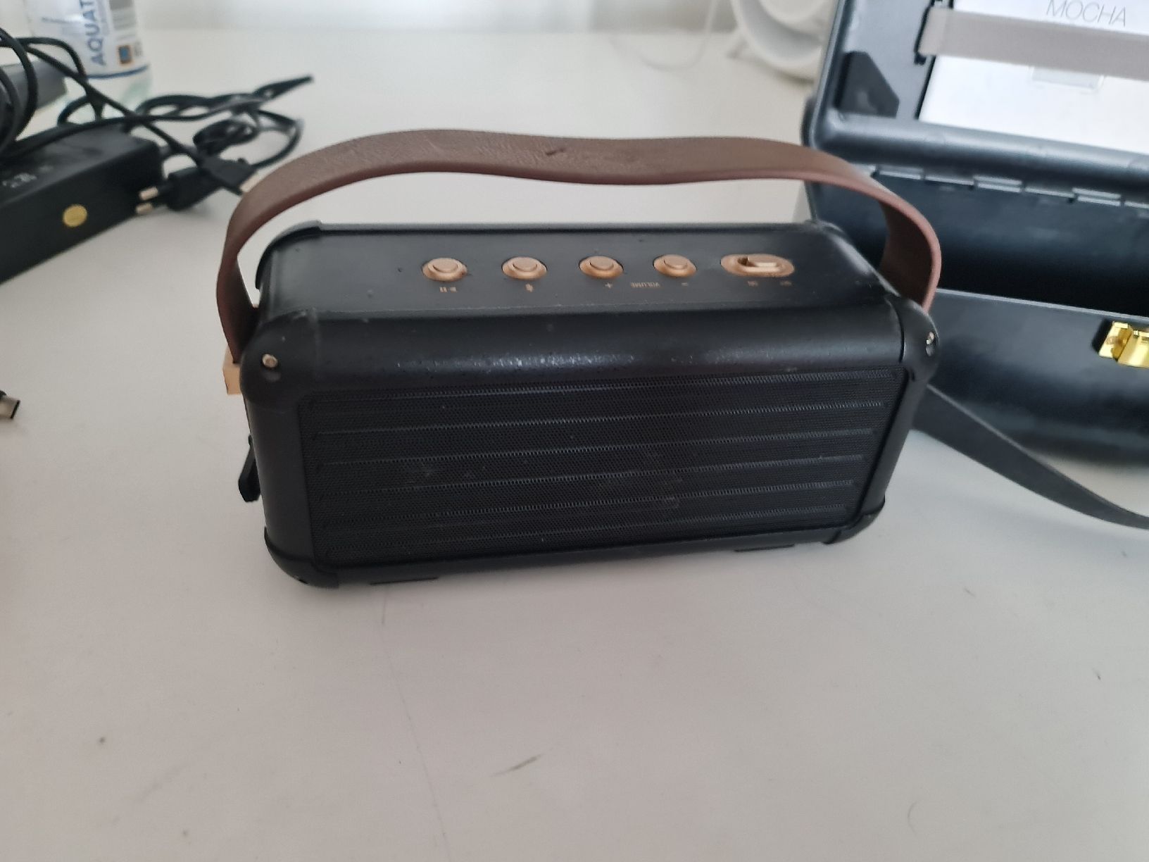 Casse acustiche: Divoom Mocha 40 W Retro Bluetooth Speaker, 25 Hours Playtime – Nuovo (secondo la descrizione) da Zürich venduto da MartiniusX 2