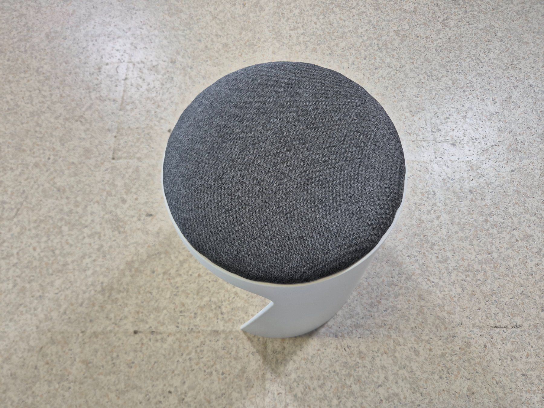 Sgabelli: Tomasucci Stool Hocker Stapelhocker Höcker Polsterhocker – Usato da Nottwil venduto da Wondewa-Shop 8