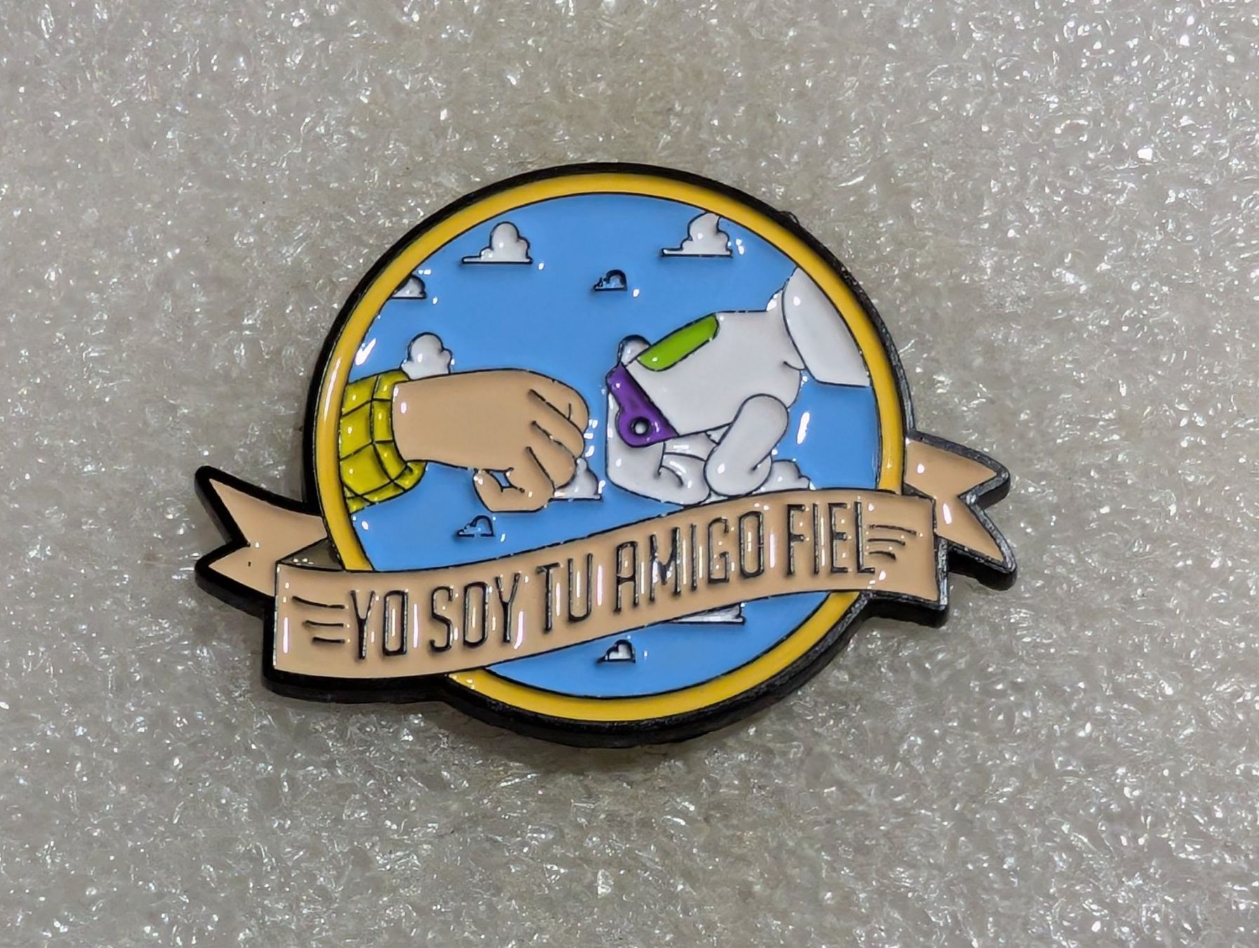 Placchette & Badge: Ansteckbutton 303: Disney – Usato da Oppligen venduto da Pin-Fall-Shop