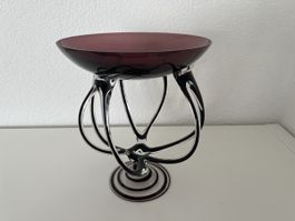 Glas Schale auf Fuss mit Spiraldesign Violett