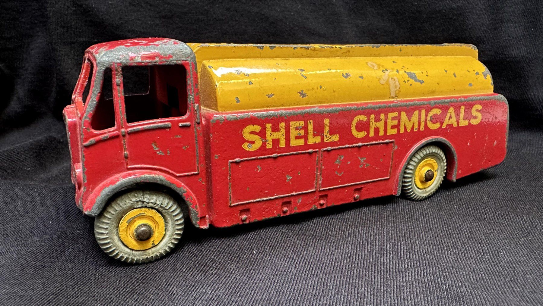 Dinky Toys Modellini d'auto: Dinky Supertoys 166 – Usato da Meyrin venduto da houpstragus