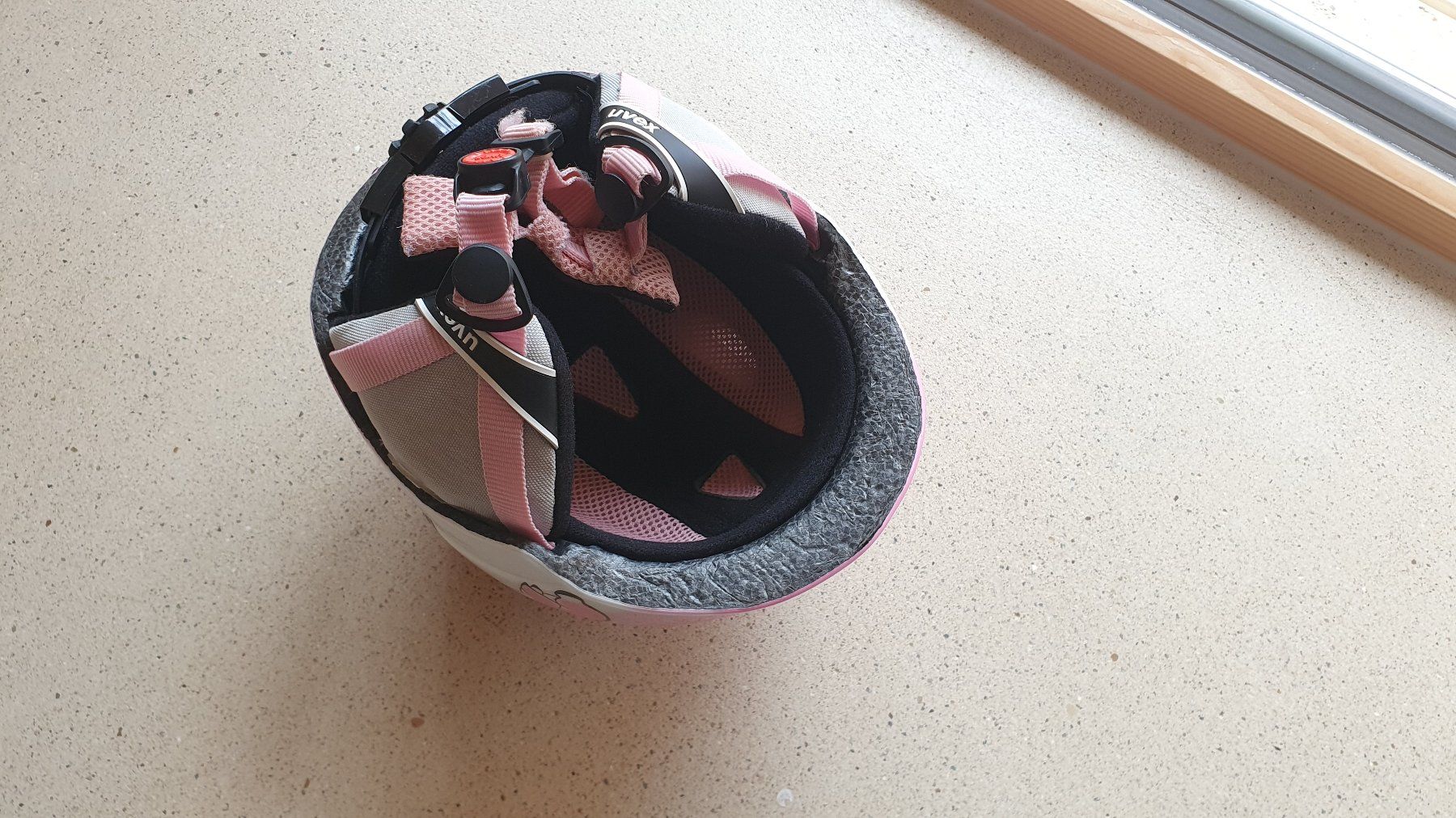 Caschi: Skihelm Uvex 48-52 mit Skibrille – Usato da Schwerzenbach venduto da H27 3