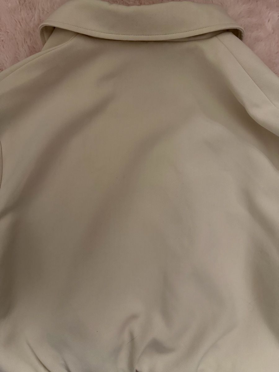 Zara Vestes: ZARA cropped jacke beige  – D'occasion à Schaffhausen par trinii_00 2