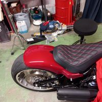 Heckfender mit Sattel 