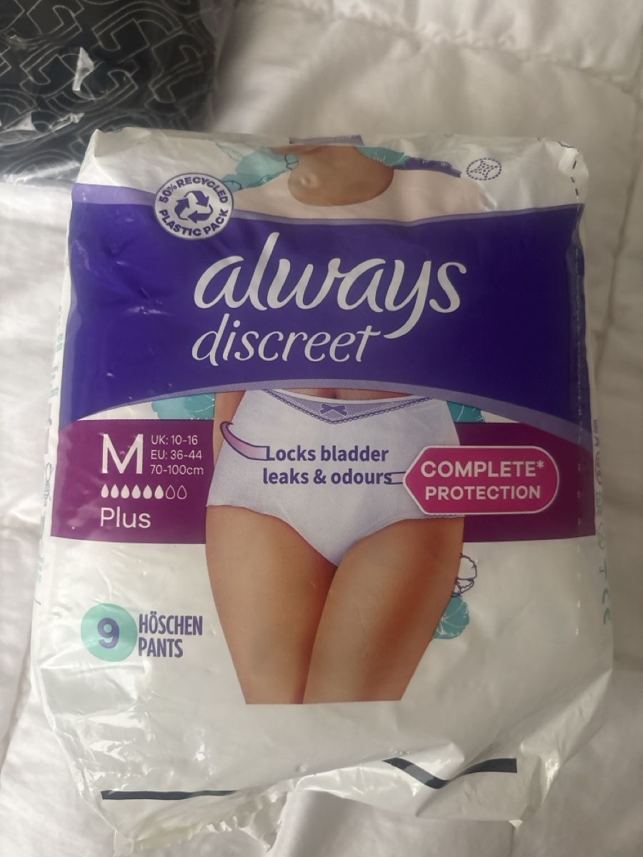 Secchi per pannolini & Pannolini: Always Discreet Höschen Grösse M, 12 Pants, Neu – Nuovo e nell'imballaggio originale da Wallisellen venduto da ASZT
