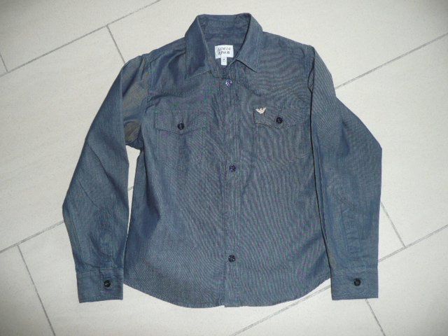 Armani Hemden, T-Shirts & Polos: Armani Junior 8J 130 CM – Neu (gemäss Beschreibung) aus Zug von falama