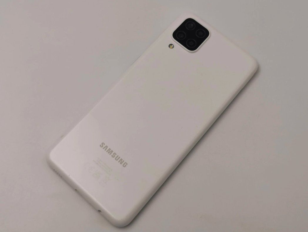 Samsung Telefoni cellulari / Smartphones: Samsung A12 64gb – Usato da Luzern venduto da Waince786 2