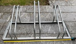 Veloständer für 3 Velos