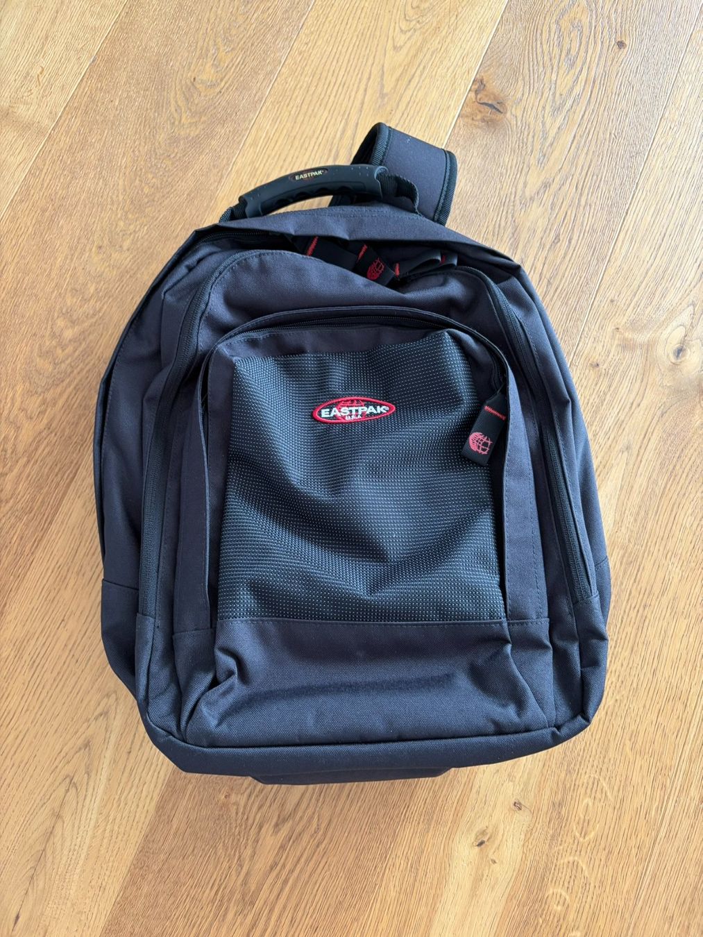 Zaini: Eastpak Rucksack – Usato da Sempach venduto da step79