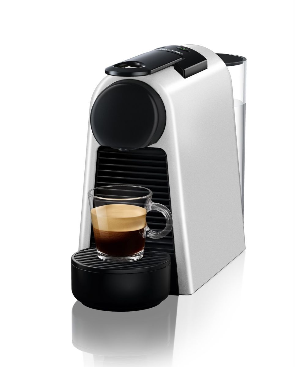 Nespresso Macchine per caffè & Macchine per espresso: Nespresso Essenza Mini D Silver – Usato da Sulgen venduto da mirjamseraina