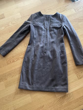 Kleid aus 90% verarbeitete reine Wolle