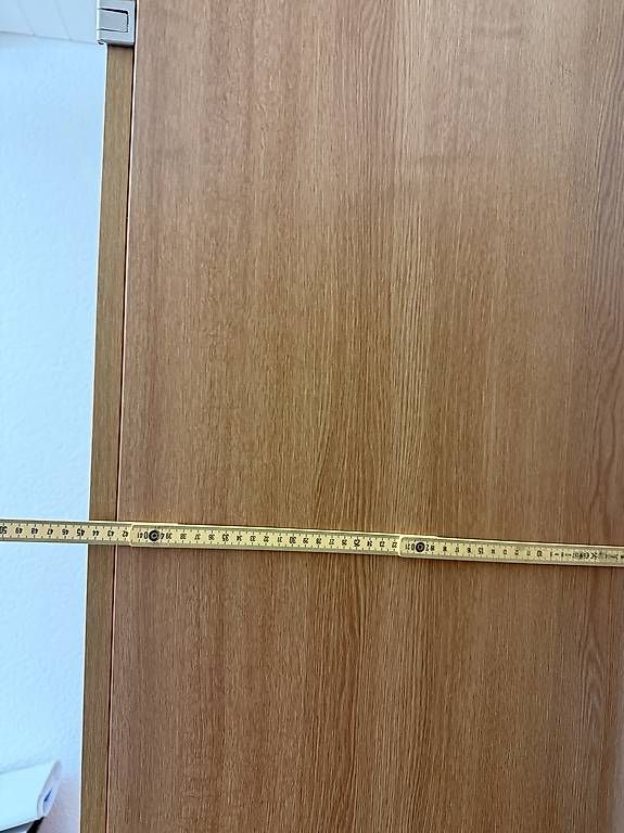 Cassettiere: Holzschrank – Usato da Waltenschwil venduto da Levin.Wiederkehr 3