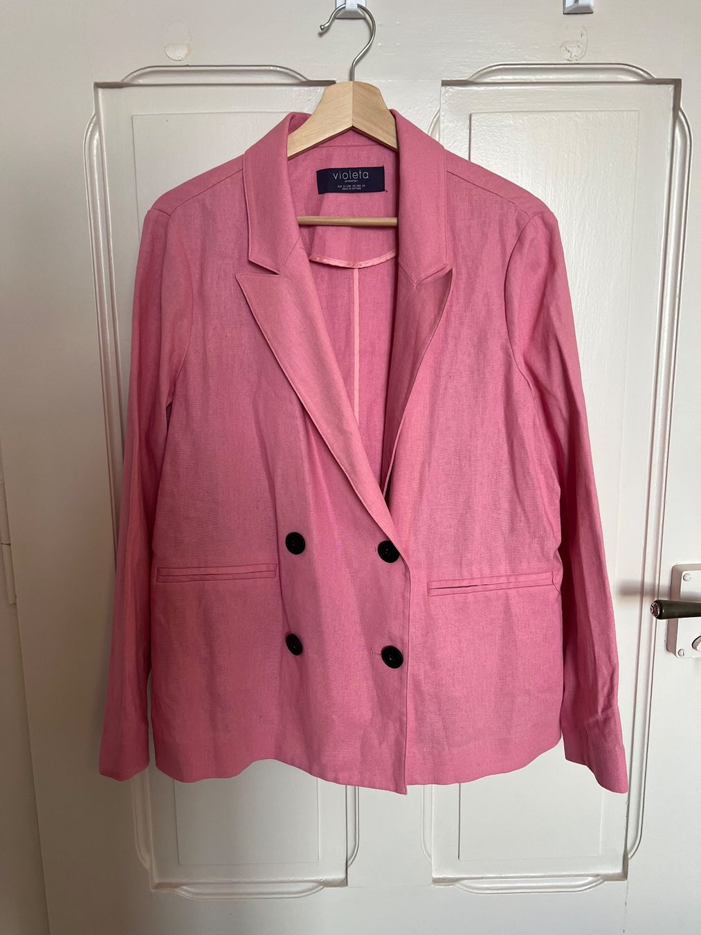 Mango Jacken: Blazer en Lin rose 44 – Gebraucht aus Neuchâtel von Thesebootsaremadeforwalking