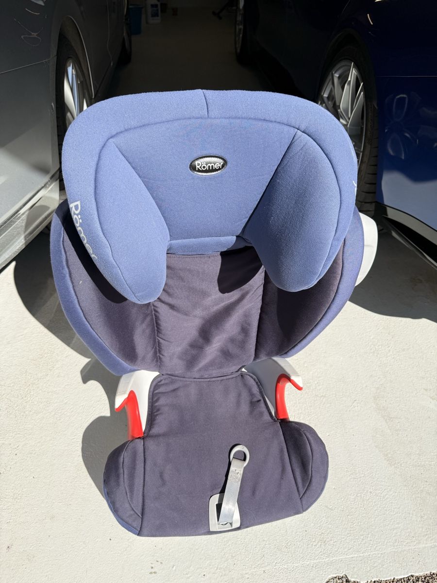 Britax Römer Seggiolini per auto: Kindersitz Britax Römer Kidfix – Usato da Windisch venduto da dieseldon