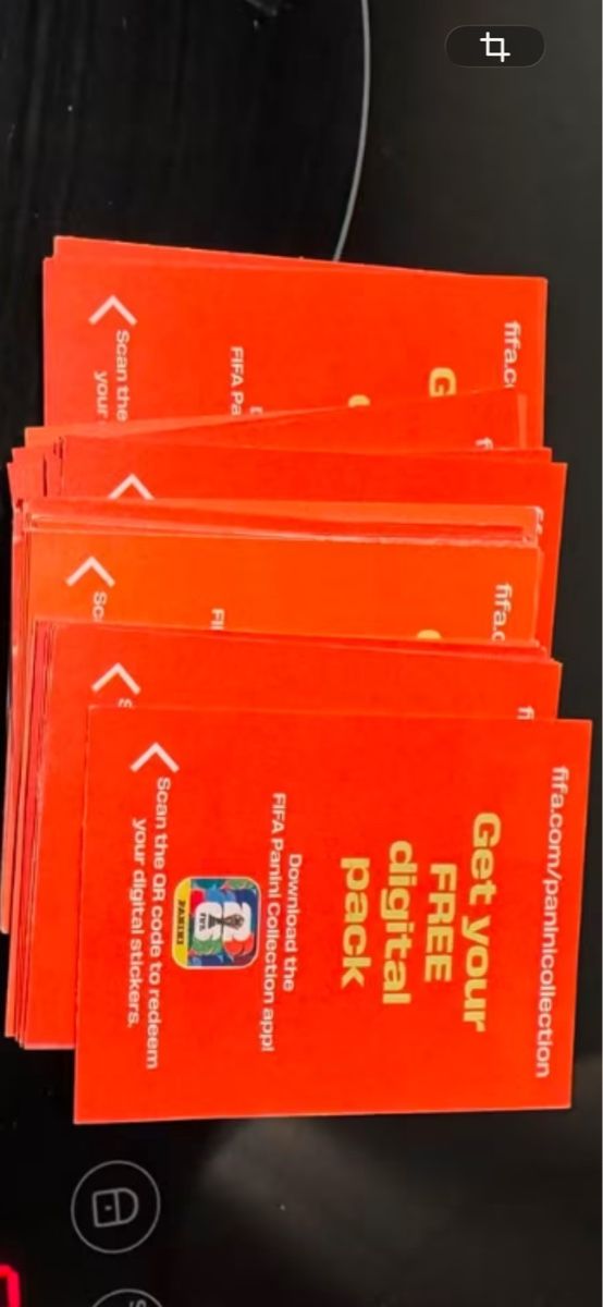 Panini Sammelbilder & Trading cards: Online panini packs stickers 45 stück – Neu und originalverpackt aus Moosseedorf von gunman82