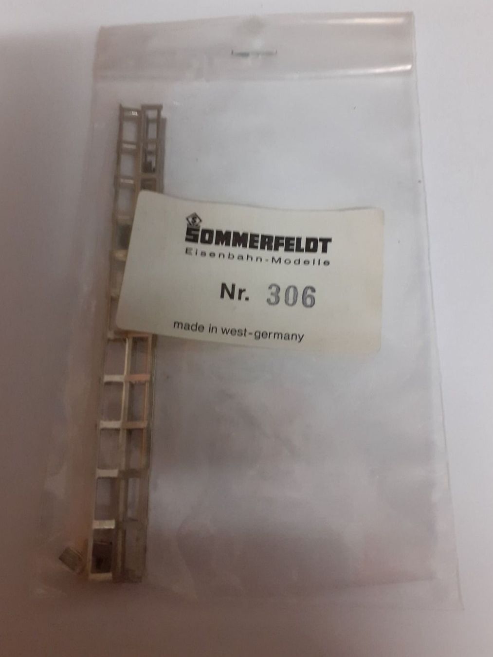 Sommerfeldt Modelleisenbahnen: Sommerfeldt 306 Querträger 2 Stück – Neu und originalverpackt aus Niederwil AG von Bernmatt