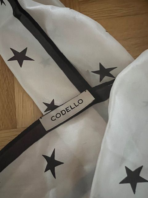 Codello Foulard & Sciarpe: "CODELLO" Schlaufe 100% Seide – Nuovo (secondo la descrizione) da Walenstadt venduto da ricamul 8