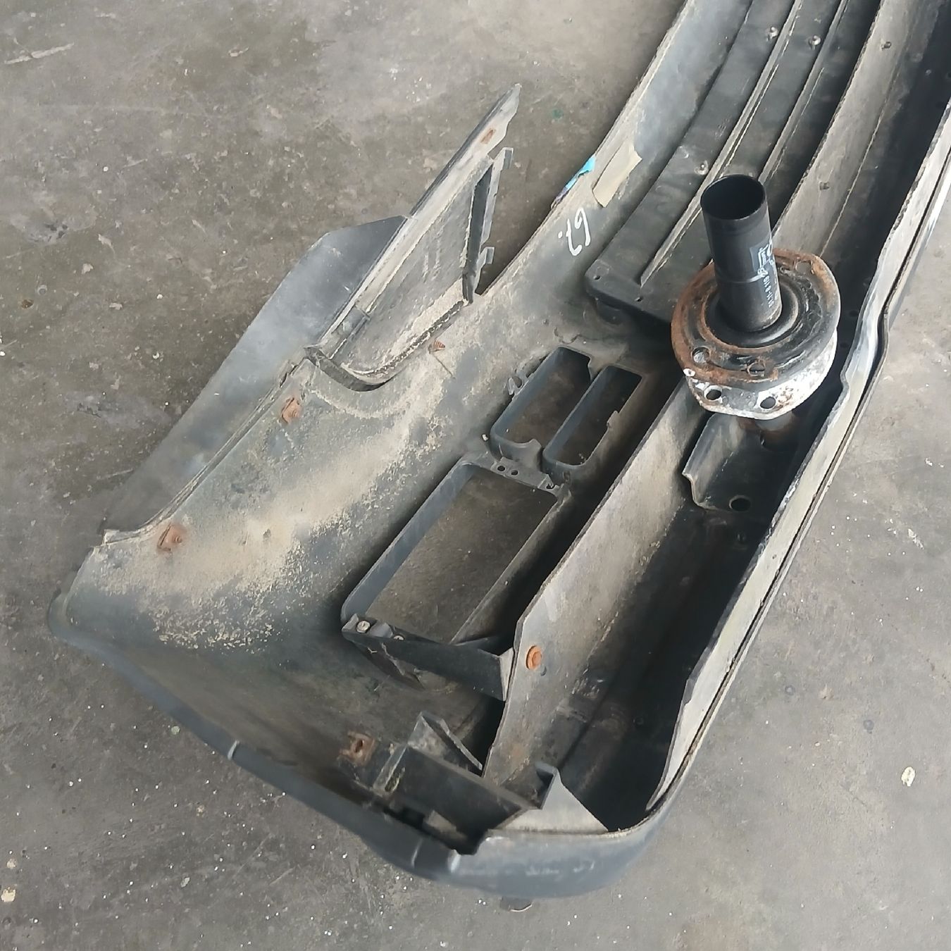 BMW Alle Autoersatzteile: Pare-chocs avant BMW E36 316 Compact – Gebraucht aus la heutte von Auto-stock 3