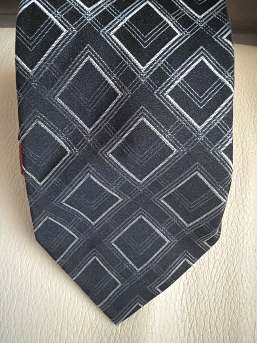 Tommy Hilfiger Krawatten: Tommy hilfiger – Neu (gemäss Beschreibung) aus Pully von Kalissa 2