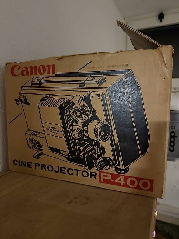 Canon Proiettori: Canon Cine Projector S-400 + pellicole – Usato da Canobbio venduto da Kiki.Kiki 1