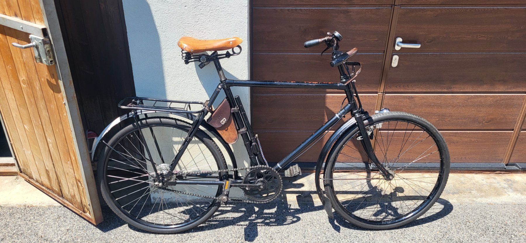 Schweizer Armee Velos: Vélo militaire 1945 – Gebraucht aus Hérémence von GregoireL
