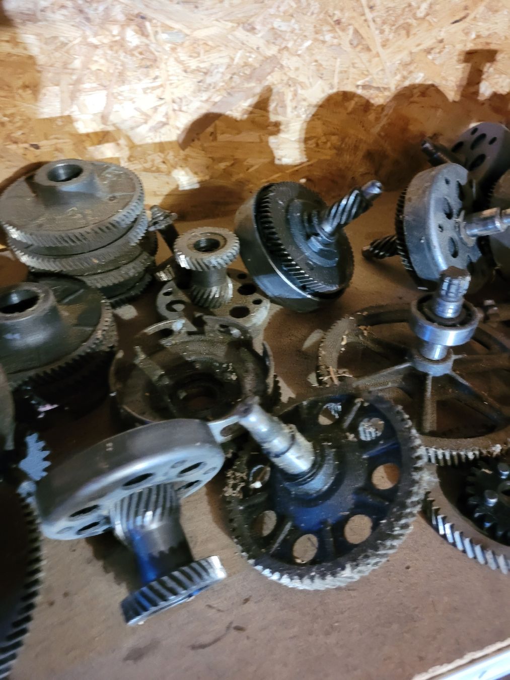 Parti ricambio per ciclomotori: Diverse Innenmotor – Usato da Studen SZ venduto da Snore 4