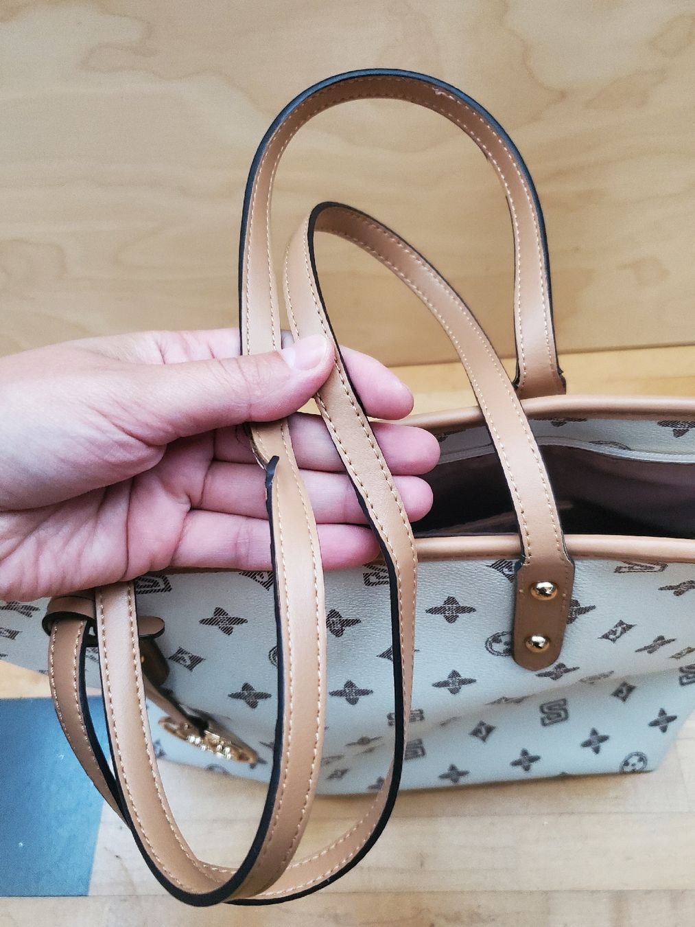 Taschen für Damen: Handtaschen Set! 👜 – Gebraucht aus Dättwil AG von Globetrotter2000 4
