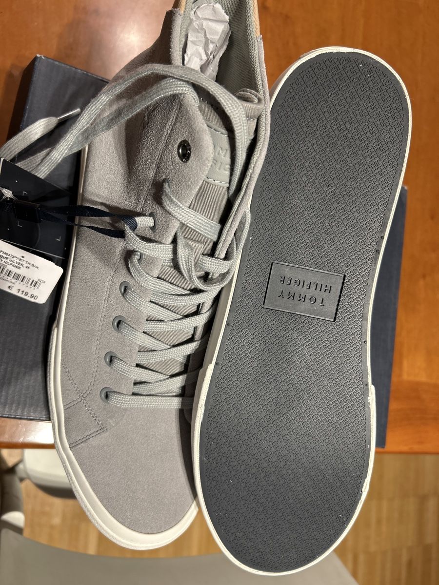 Tommy Hilfiger Scarpe da uomo: Tommy Hilfiger Leder Sneaker Gr. 46 – Nuovo e nell'imballaggio originale da Riehen venduto da mittwoch81 3