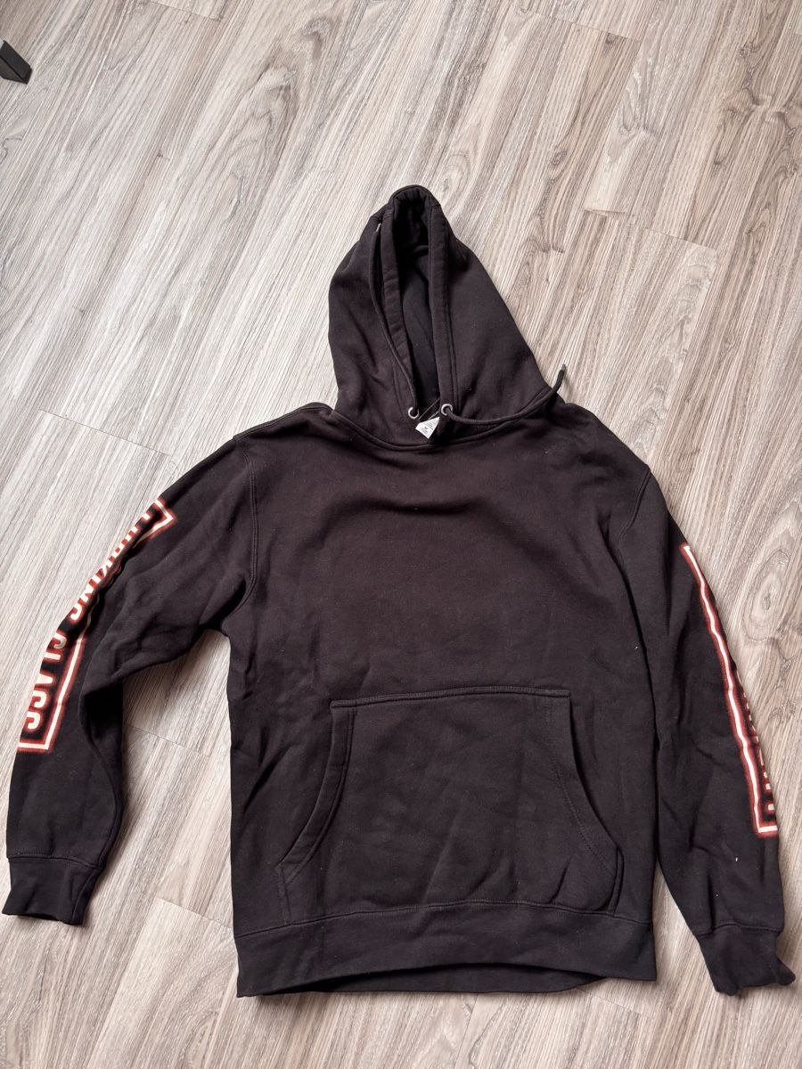 Maglioni & Felpe: Hoodie, Grösse M, Schwarz,back Print – Usato da Gossau SG venduto da Swisslady25 1