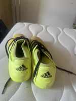 Crampon Adidas jaune 