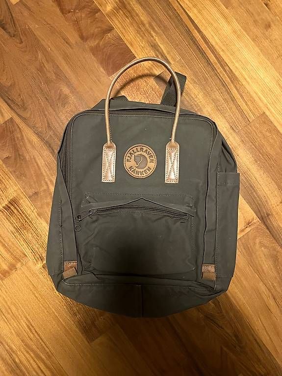 Zaini: Fjällräven Kånken Rucksack – Usato da Sursee venduto da phi_s8t8
