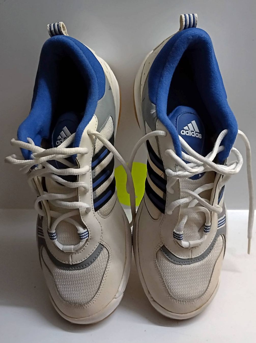 Herrenschuhe: Adidas Schuhe ab 1 Fr. – Gebraucht aus Wilen b. Wollerau von Slent 2