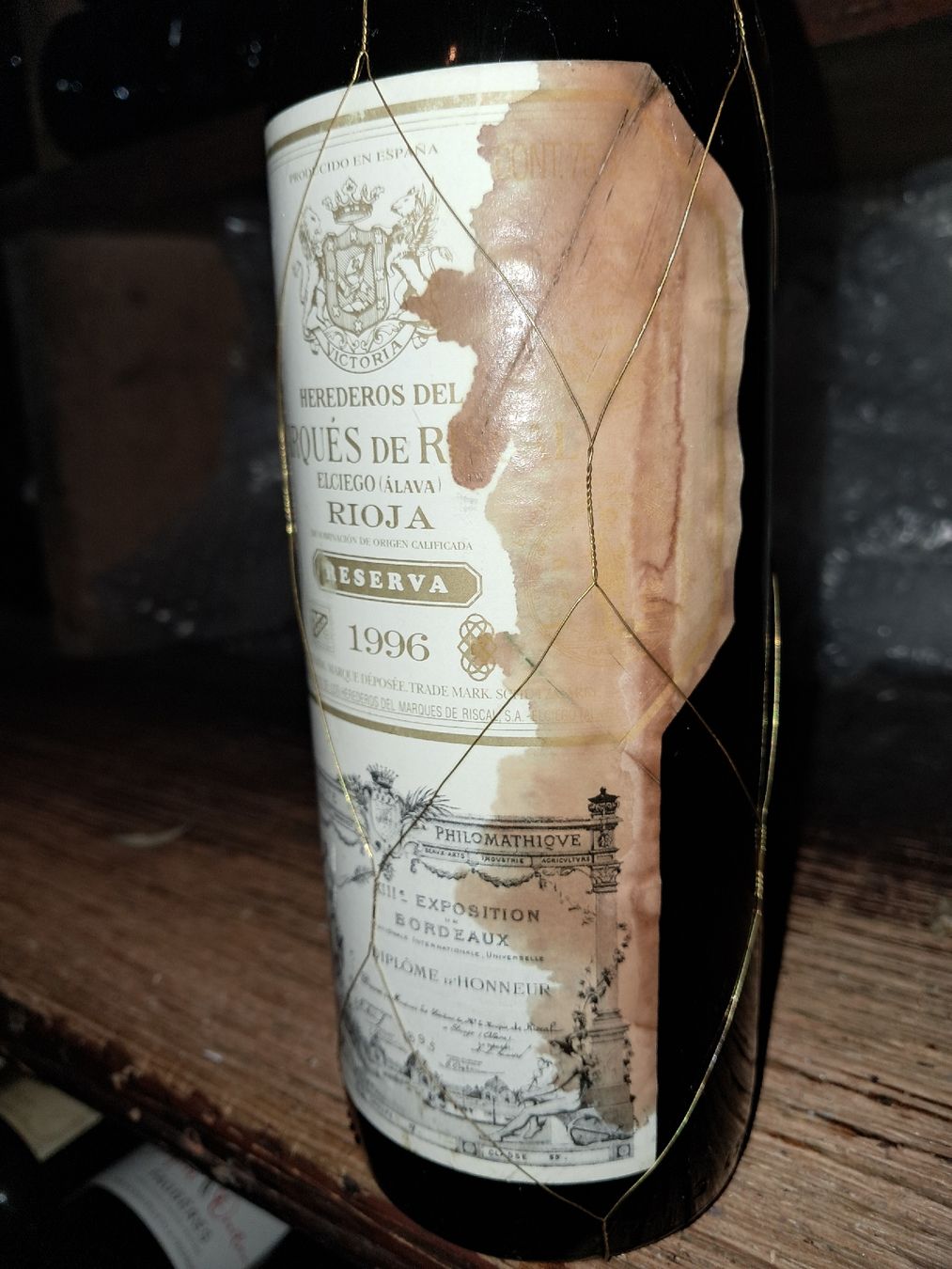 Rioja Vino: Marqués de Riscal rioja Reserva 1996 – Nuovo e nell'imballaggio originale da Le locle venduto da juliensaran 3
