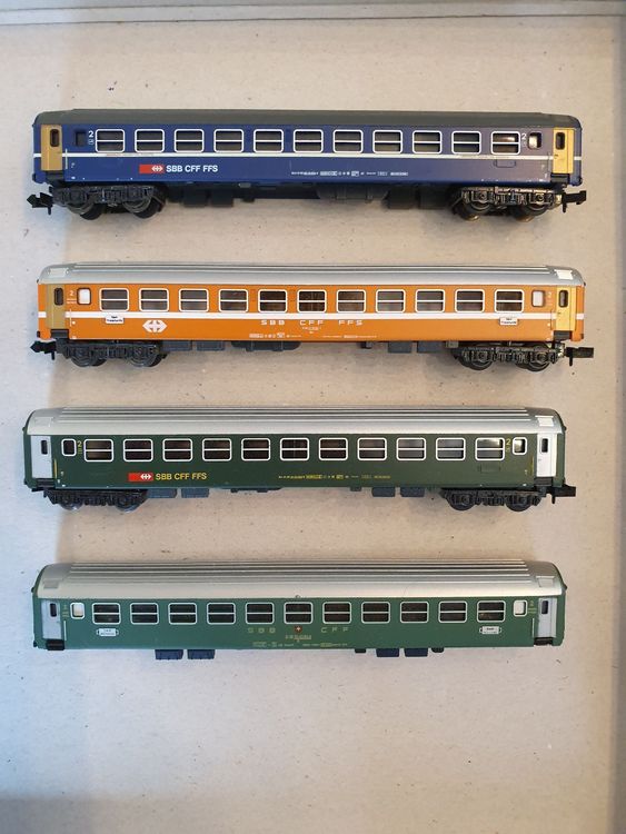 Lot De 4 Voitures Voyageur D.R. - Arnold, échelle N 1/160 - En Boîte