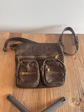 Liebeskind Berlin Umhängetasche Leder taupe braun