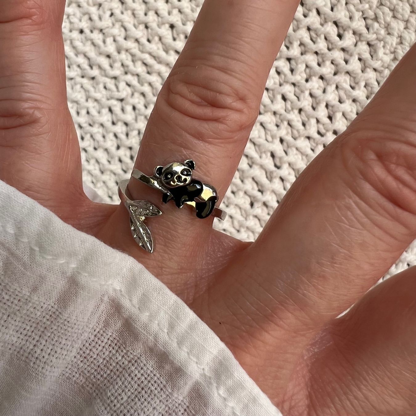 Anelli: Bague panda en acier inox – Nuovo (secondo la descrizione) da Pully venduto da sunaddict 1