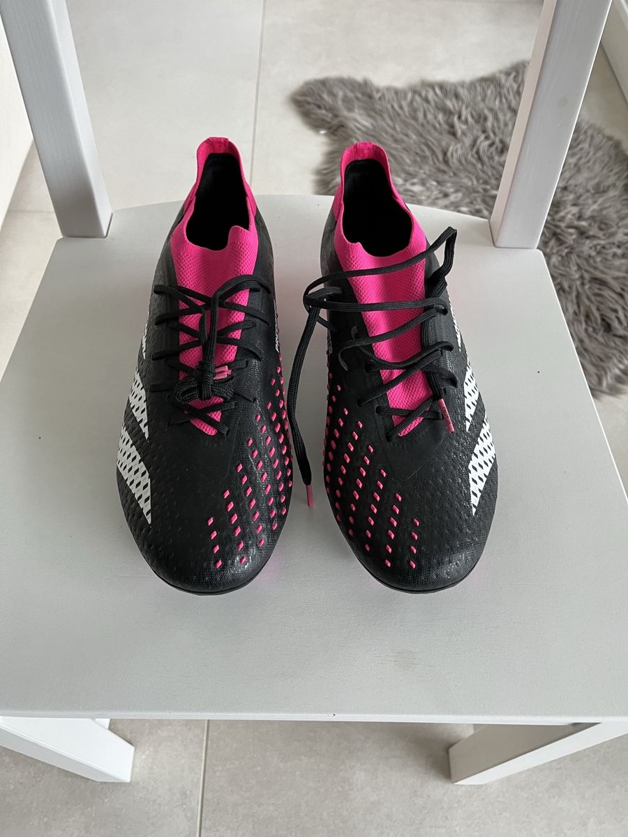 Adidas Scarpe da uomo: Chaussures Adidas Predator Accuracy taille 45 1/3 neuf – Nuovo e nell'imballaggio originale da Champlan venduto da YForter