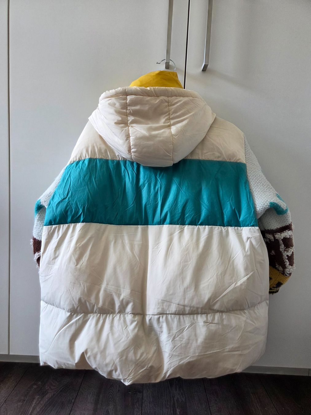 Giacche: Warme und auffällige Winterjacke in Oversize-Stil – Usato da Wittnau venduto da nat_lby6 2