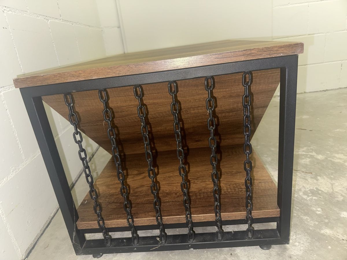 Tables: Coffee Table – D'occasion à Basel par arr_j96w 1