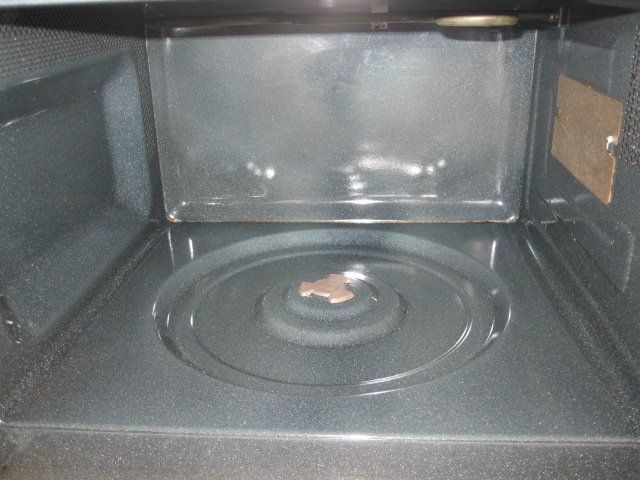 Appareils de cuisine: Samsung Mikrowelle mit grill – D'occasion à Ehrendingen par spanky11 1