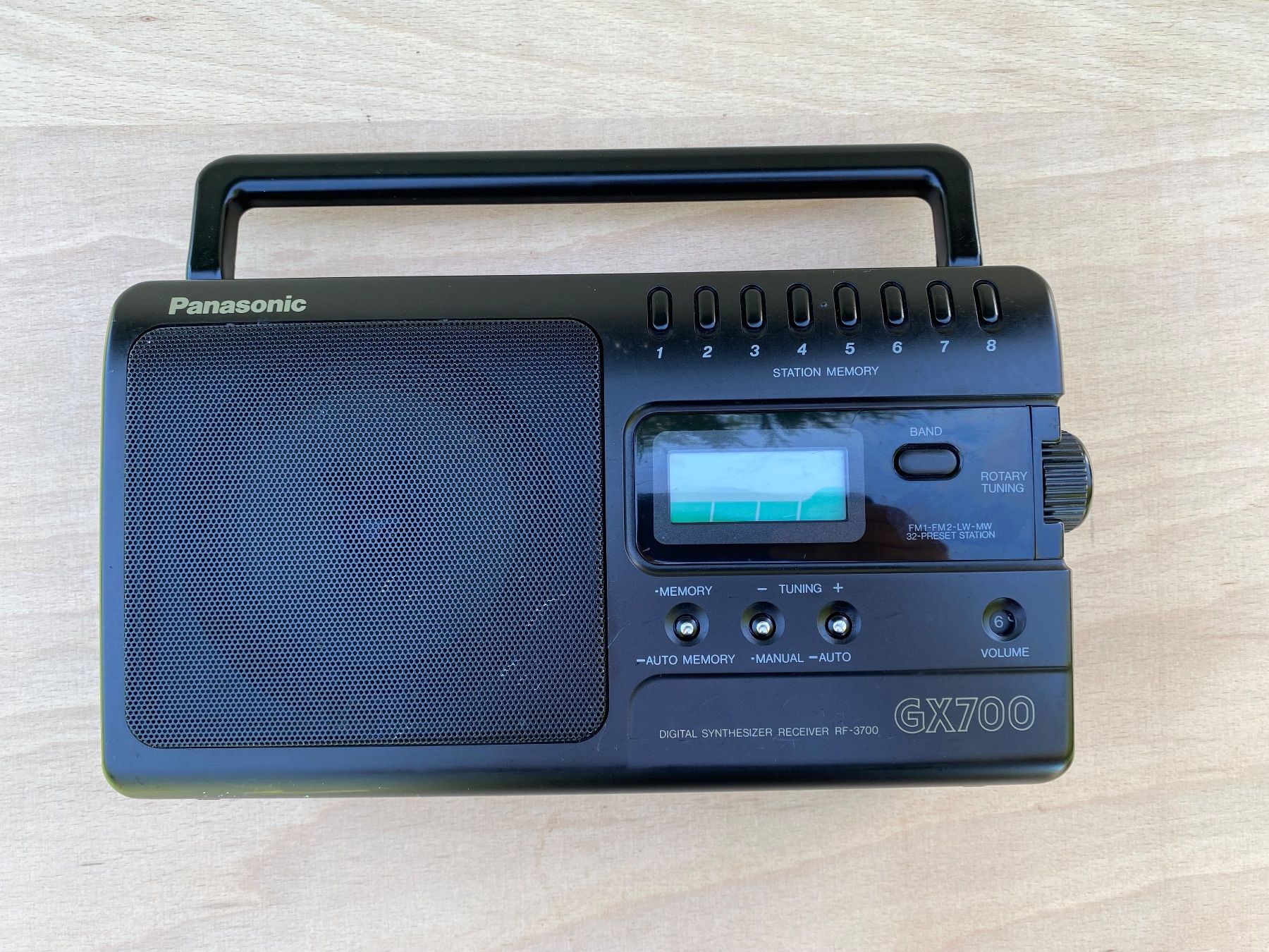 Panasonic Radios: Vintage Panasonic GX700 Radio – Gebraucht aus Feldbach von Olive1 1